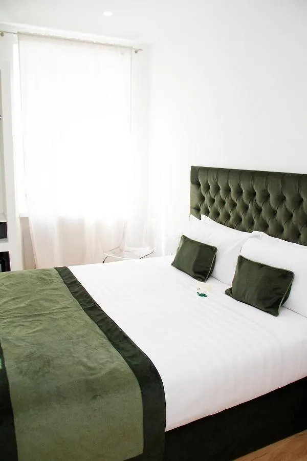 Home At Rome St. Peter Guest House Italy