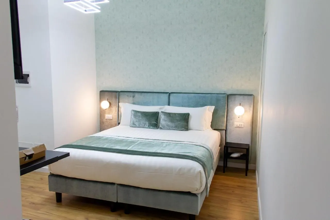 Home At Rome St. Peter Guest House